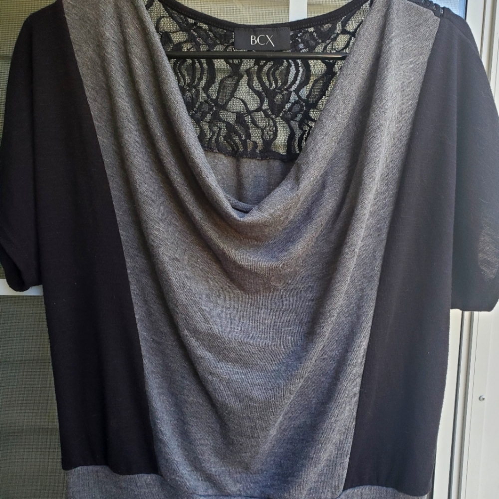 BCX Gray & Black Fashion Top